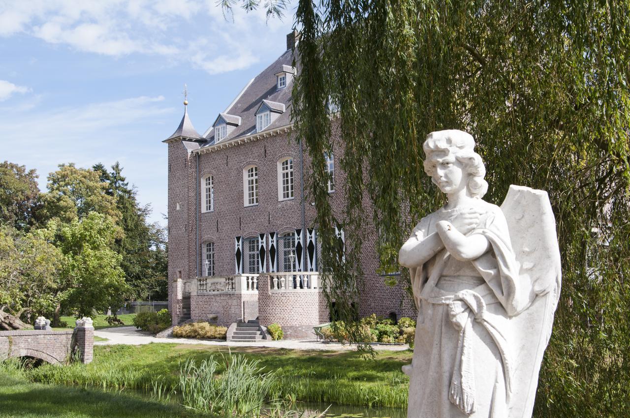 Kasteel Aldenghoor Bed & Breakfast Haelen Exterior photo